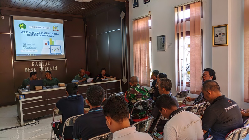 Musyawarah Desa Pulukan Bahas Usulan DTKS dan Verifikasi Kelayakan Penerima Bansos