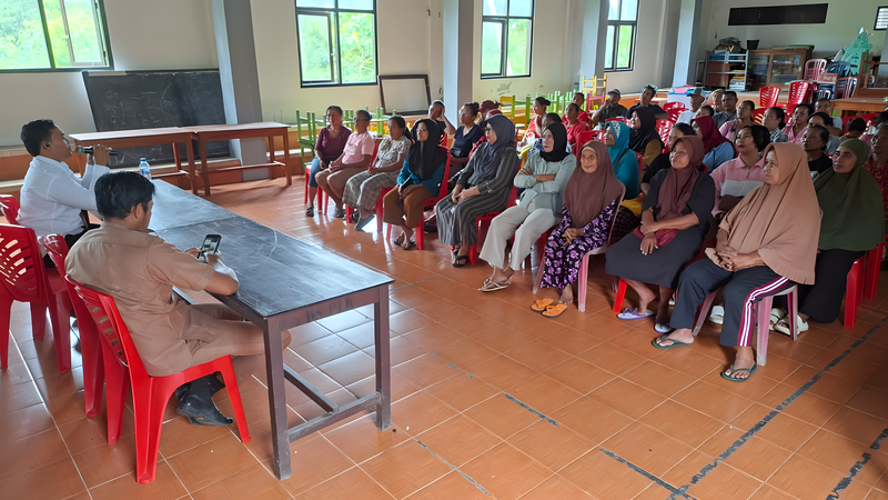 Kegiatan Sosialisasi dan P2K2 bagi KPM PKH di Desa Pulukan
